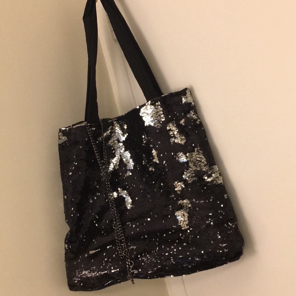 Shoulder bag